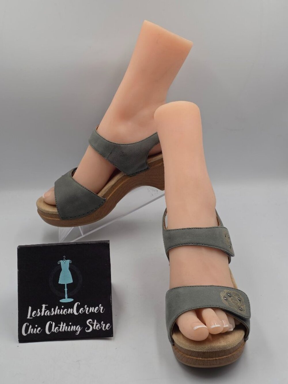 Dansko Women's Gray Leather Sonnet Adjustable Straps Wedge Sandals Sz 7.5 3958